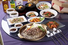 韓国料理 妻家房 四谷本店