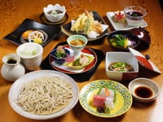 蕎麦割烹・個室 赤坂三平